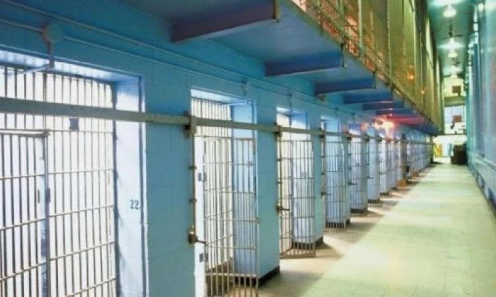 Κράτος εν κράτει ο Κορυδαλλός: Ποιους ενοχλούν οι έλεγχοι στις φυλακές;